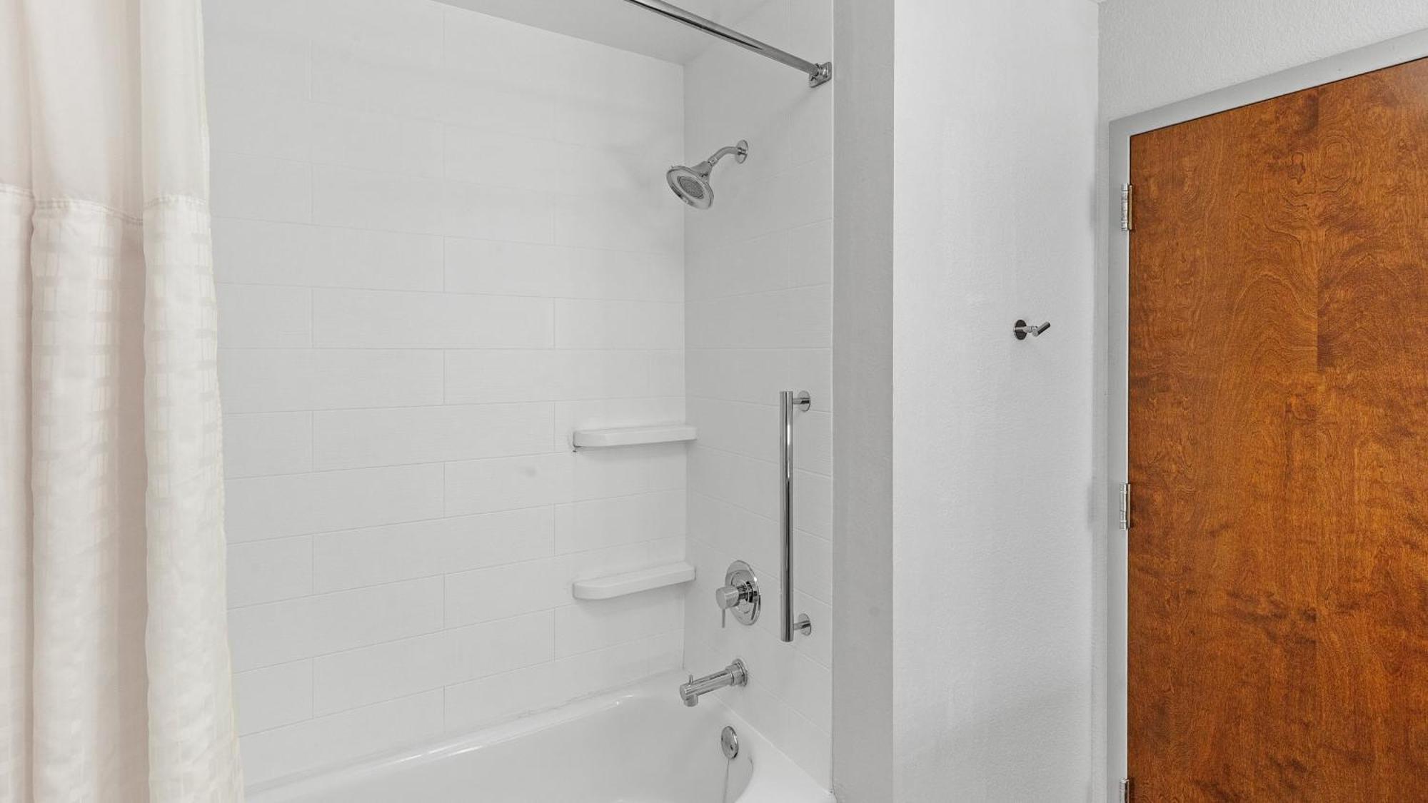 Holiday Inn Express & Suites Mobile - University Area By Ihg Zewnętrze zdjęcie